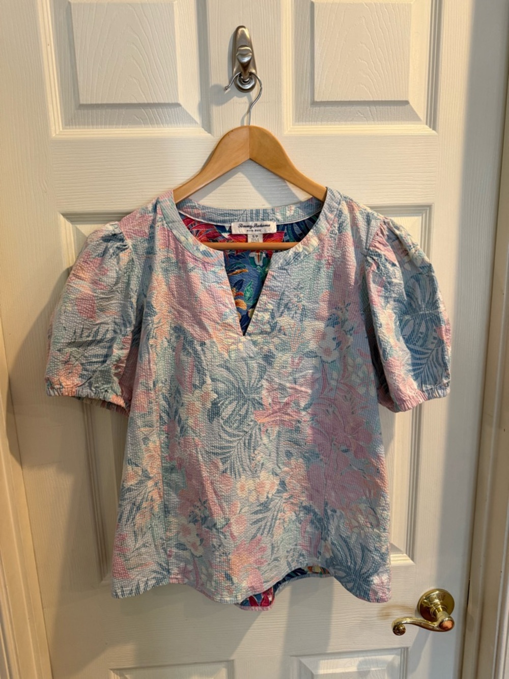 Tommy Bahama Floral Mix Short-Sleeve Top in Light Blue & Pastel Pink